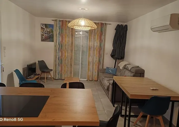 Jolie Maison Au Calme 아파트 생장드몽