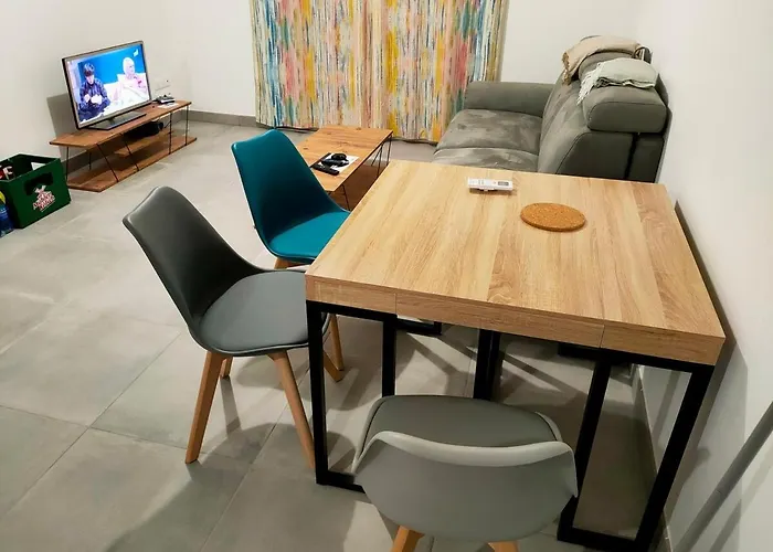 Jolie Maison Au Calme 생장드몽